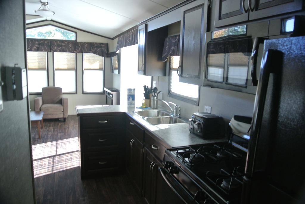 Sherkston Shores Beach Resort Port Colborne Δωμάτιο φωτογραφία